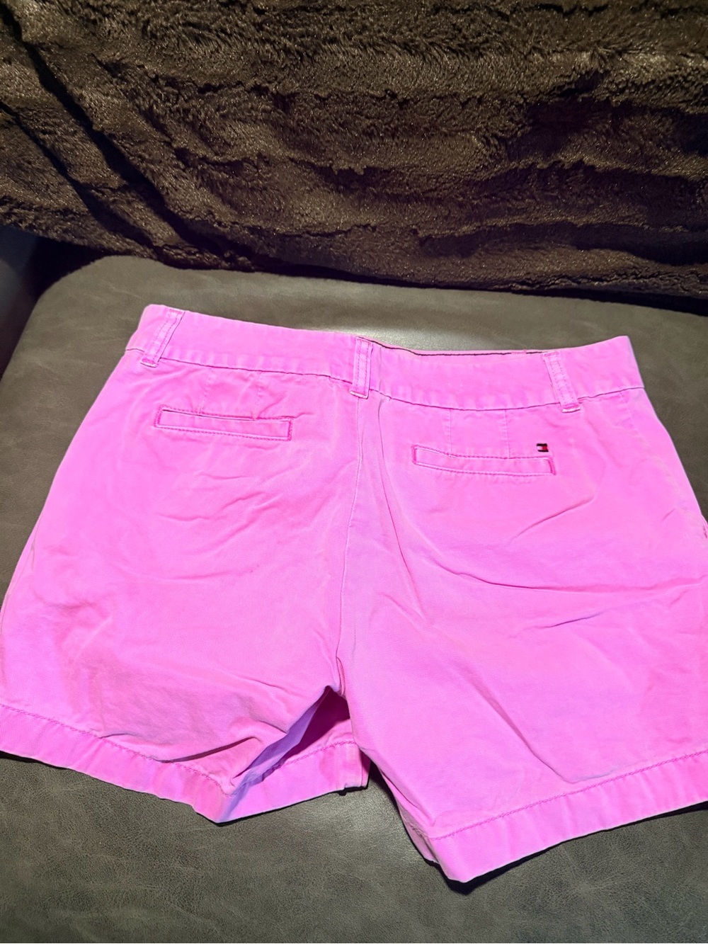 Tommy Hilfiger Pink Women's Bermuda Shorts - Picture 2 of 3